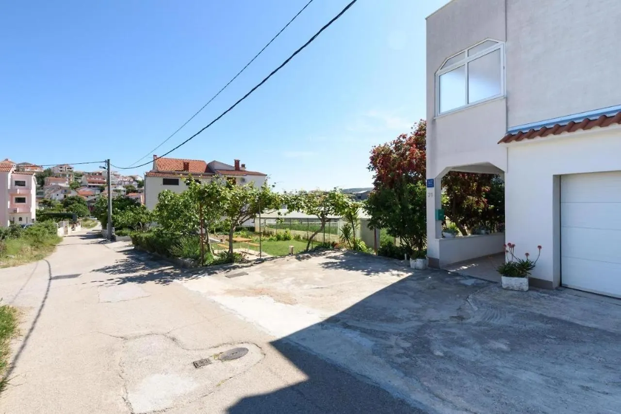 Apartment In Seget Vranjica With Sea View, Balcony, Air Conditioning, Wifi 5142-1
