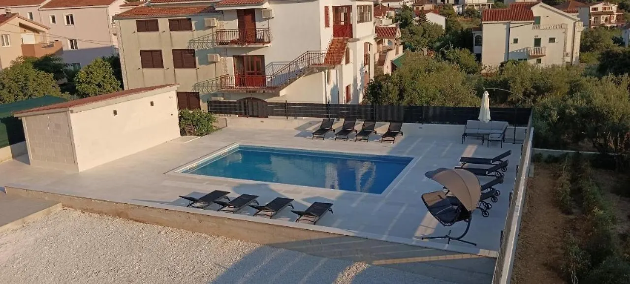 Apartment In Seget Vranjica With Sea View, Balcony, Air Conditioning, Wifi 5142-1